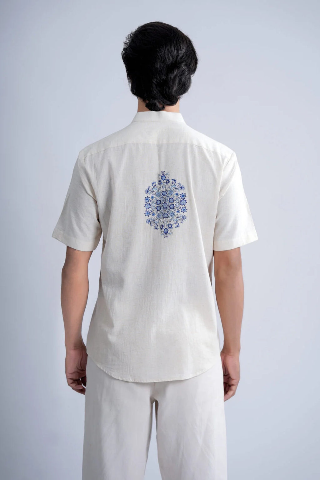 LINEN COTTON SHIRT WITH INDIGO FLORAL MOTIF
