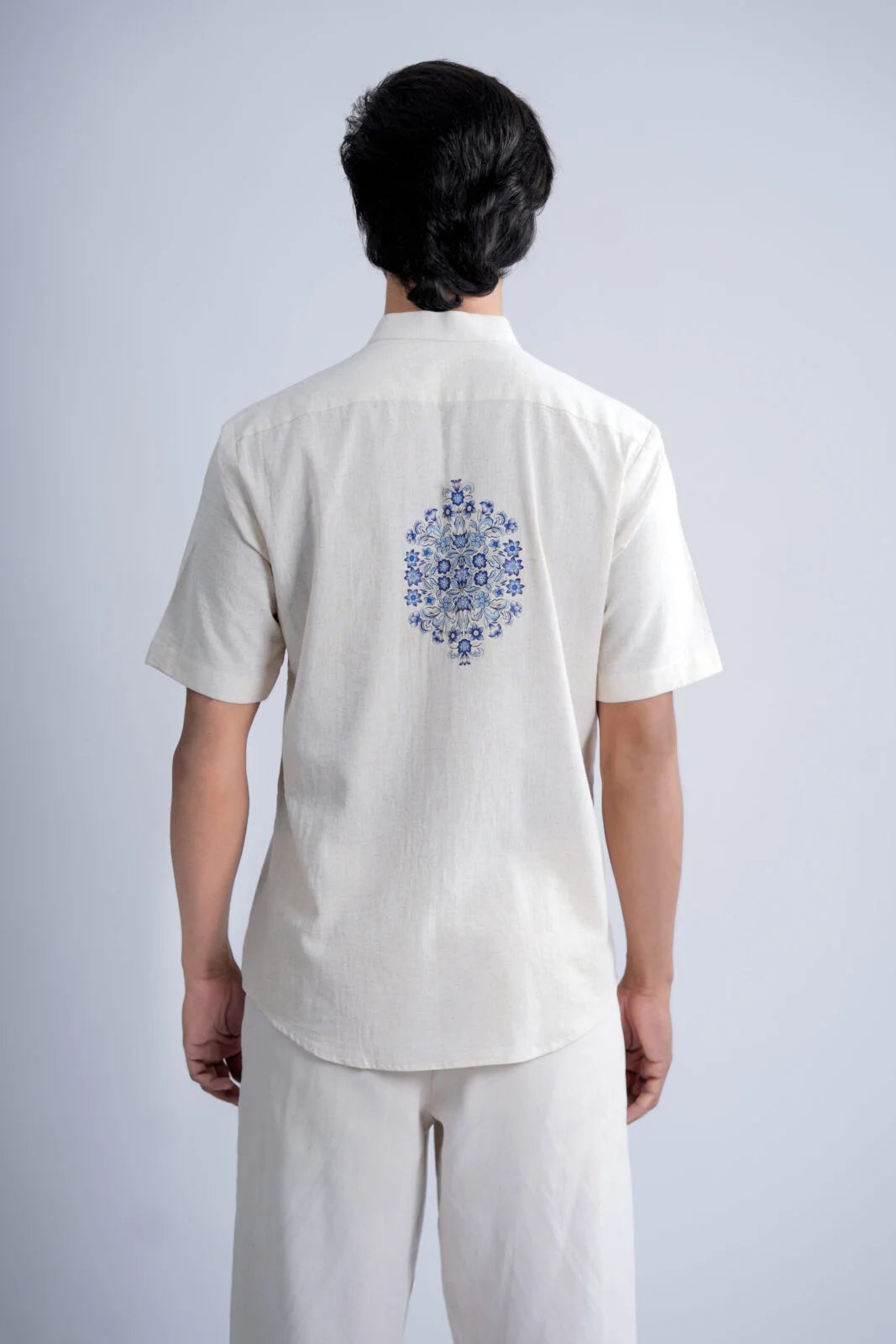 LINEN COTTON SHIRT WITH INDIGO FLORAL MOTIF