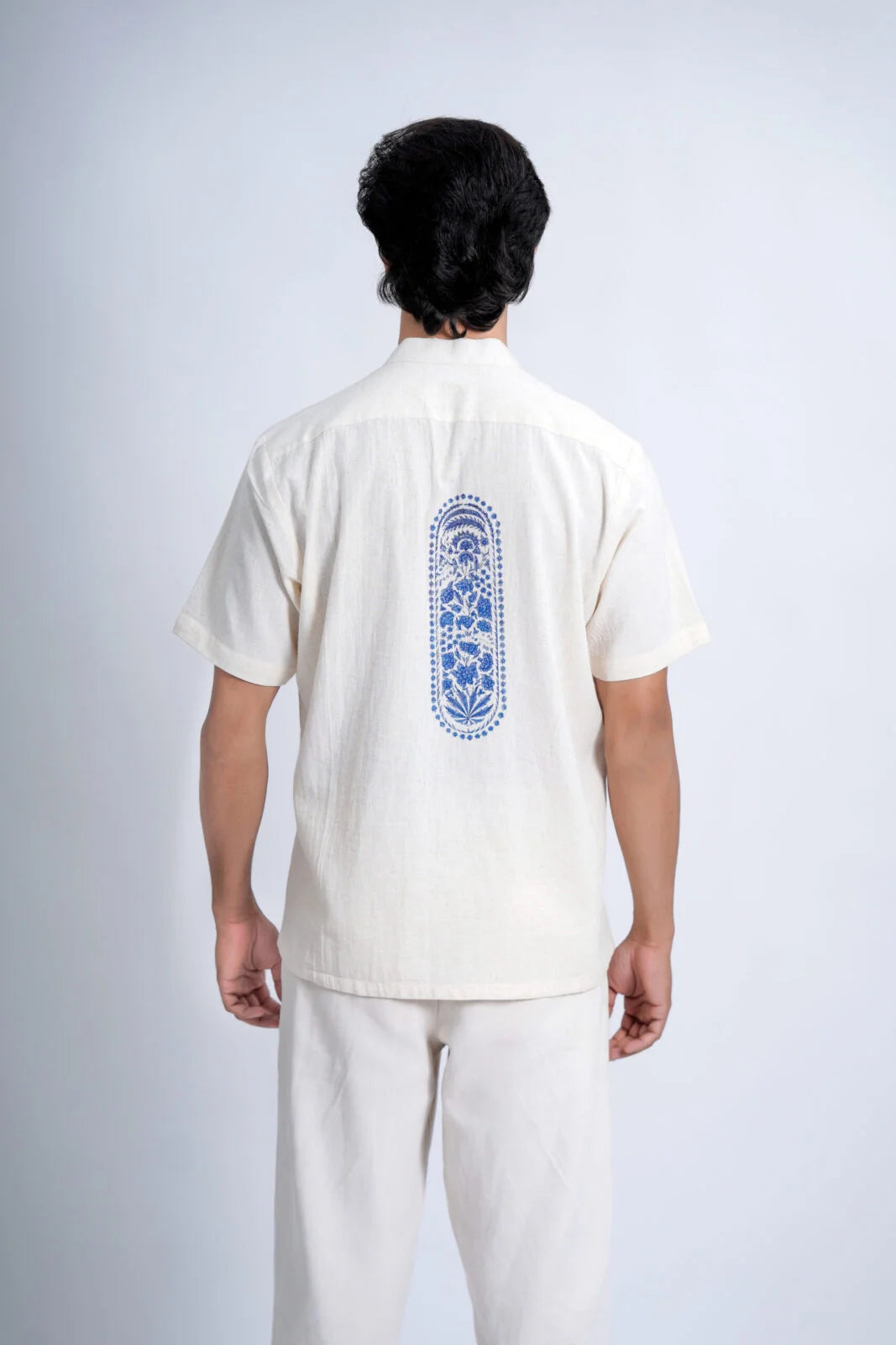 LINEN COTTON SHIRT WITH INDIGO ARCH MOTIF