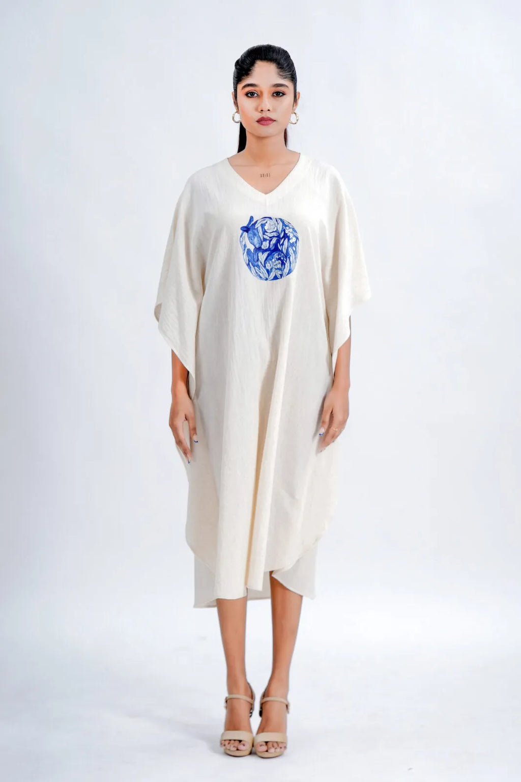 LINEN COTTON KAFTAN WITH RED MOON DEER MOTIF