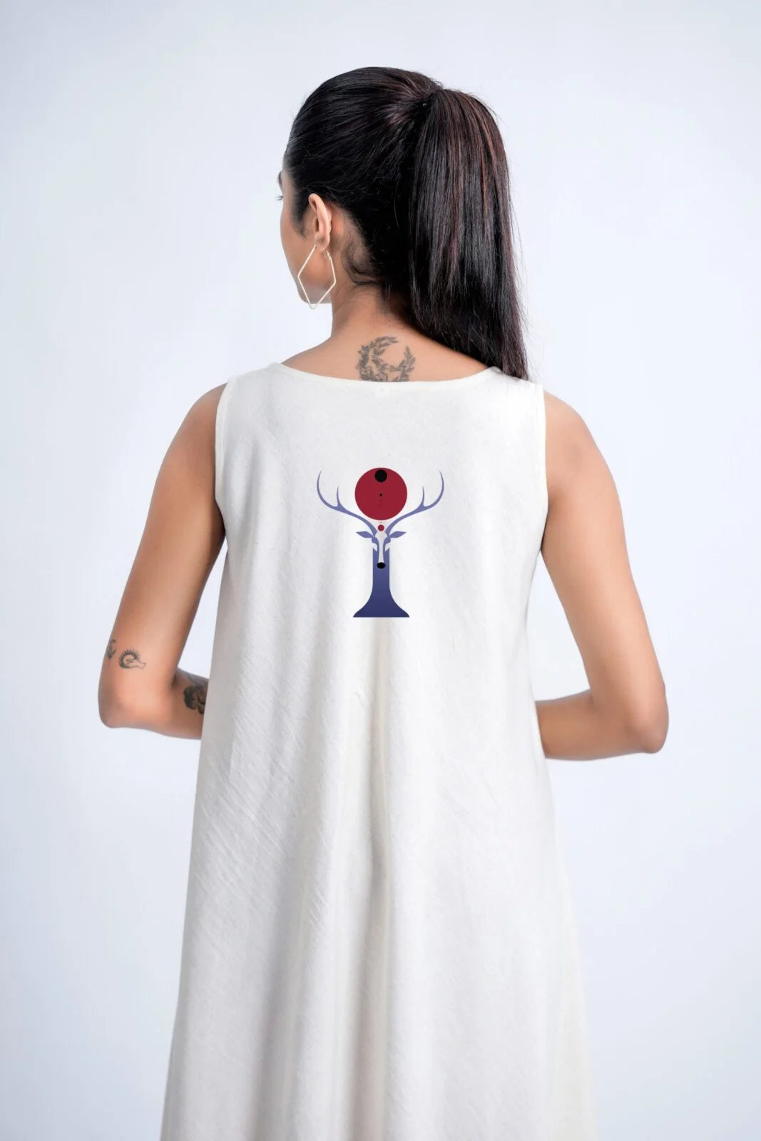LINEN COTTON DRESS WITH RED MOON DEER MOTIF