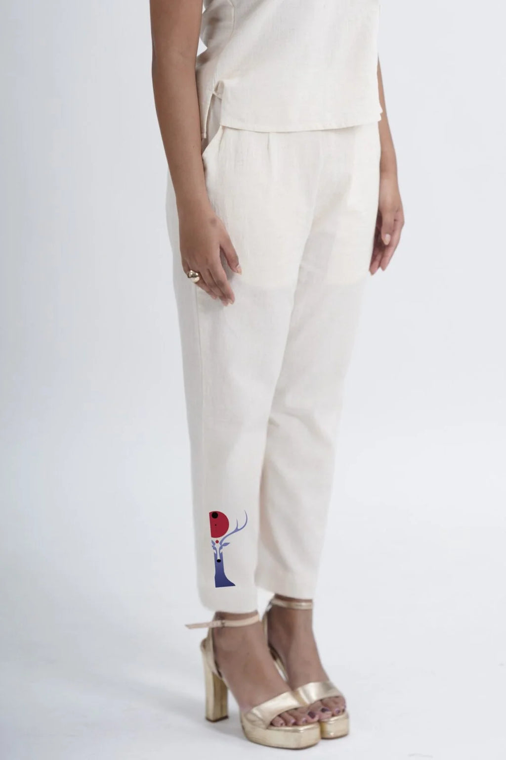 LINEN COTTON WOMENS PANT WITH RED MOON DEER MOTIF