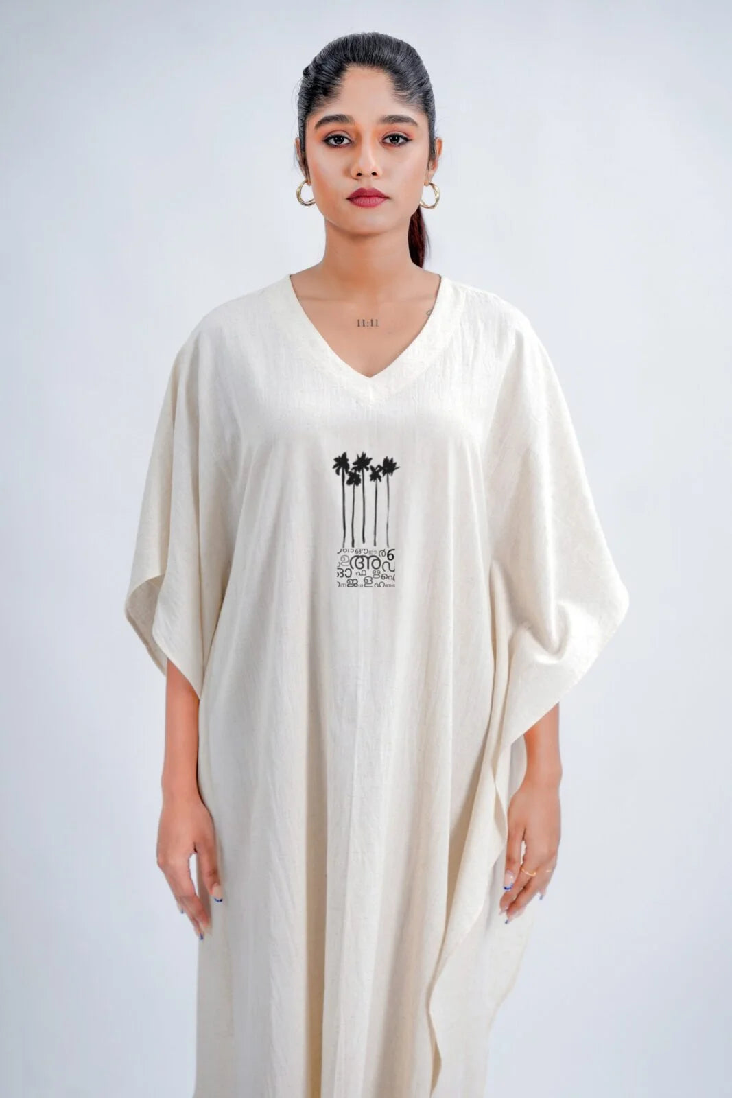 LINEN COTTON KAFTAN WITH COCONUT PALM MOTIF