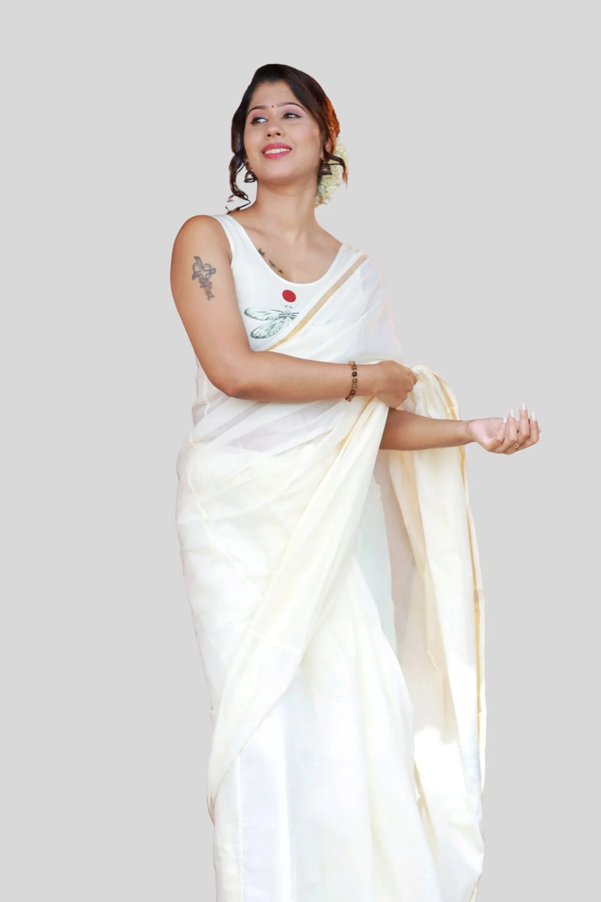 COTTON SAREE WITH DRAGONFLY MOTIF