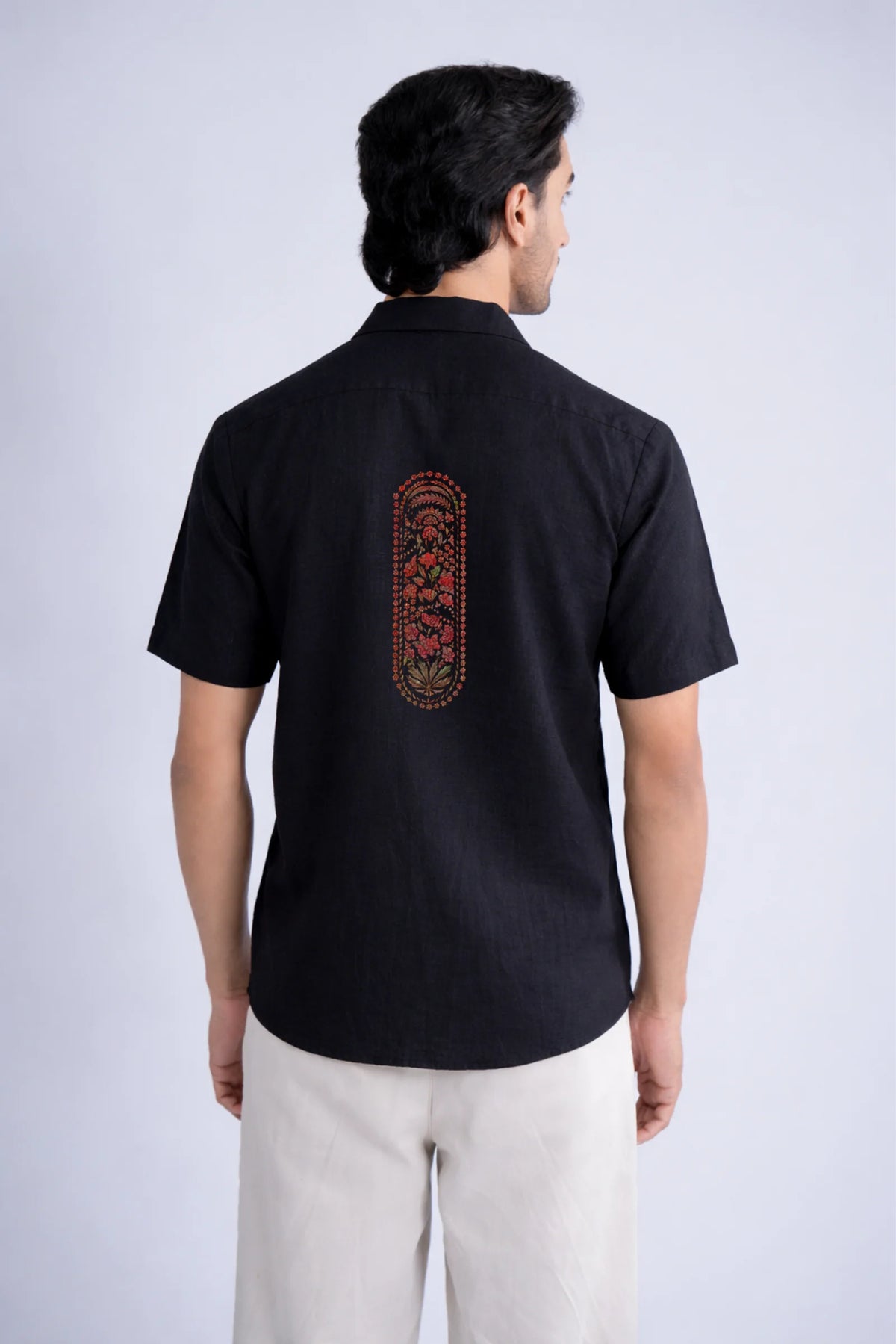 LINEN COTTON SHIRT BLACK WITH RED ARCH MOTIF